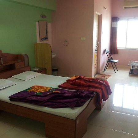 Вилла Sarang Lodging & Boarding Сатара Экстерьер фото