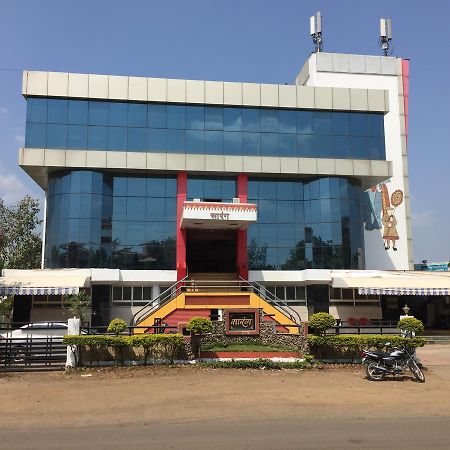 Вилла Sarang Lodging & Boarding Сатара Экстерьер фото