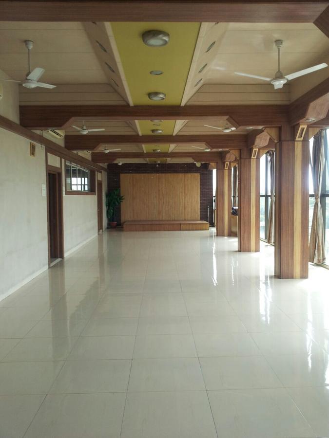 Вилла Sarang Lodging & Boarding Сатара Экстерьер фото