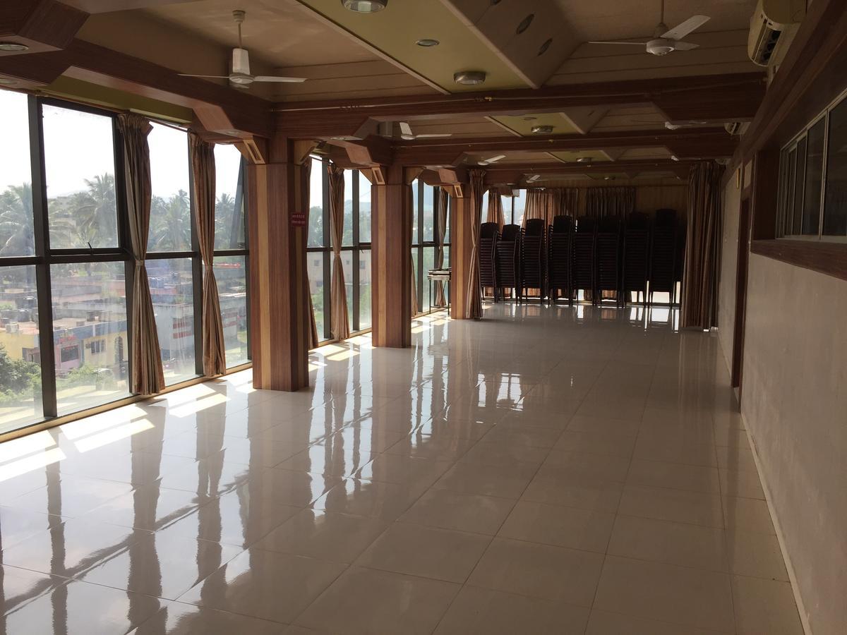 Вилла Sarang Lodging & Boarding Сатара Экстерьер фото